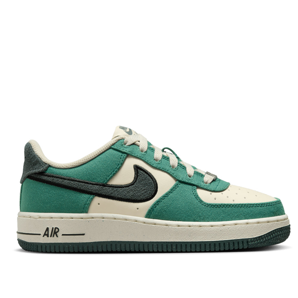 Nike Big Kid s Air Force 1 LV8 Shoes