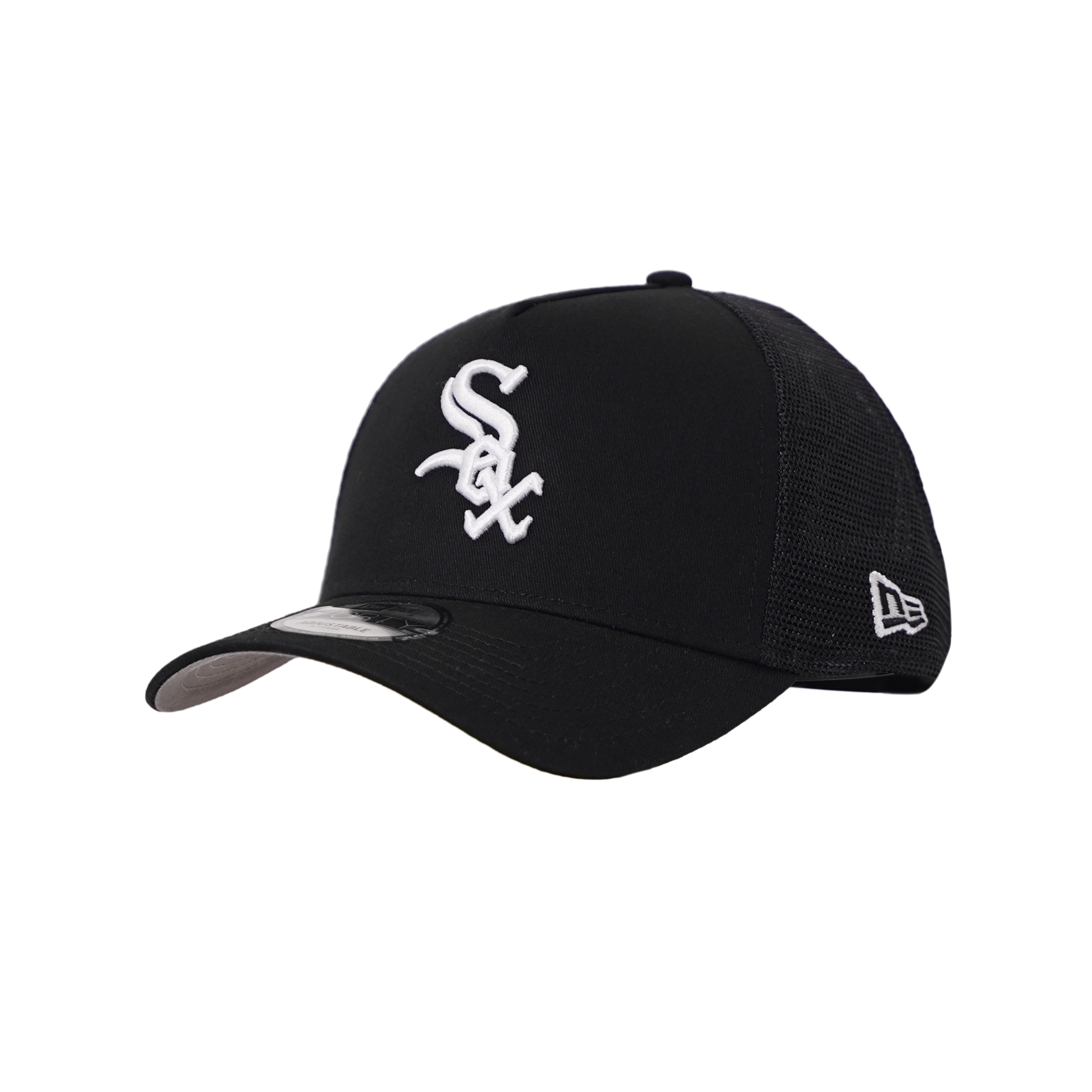 New Era 9FORTY Chicago White Sox Black Trucker Adjustable Cap