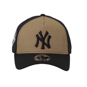 New Era 9FORTY New York Yankees Trucker Adjustable Cap