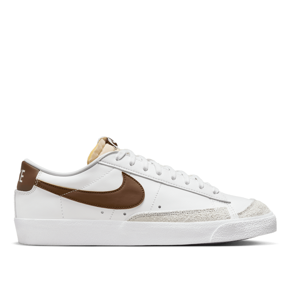 Nike Men's Blazer Low '77 Vintage Shoes