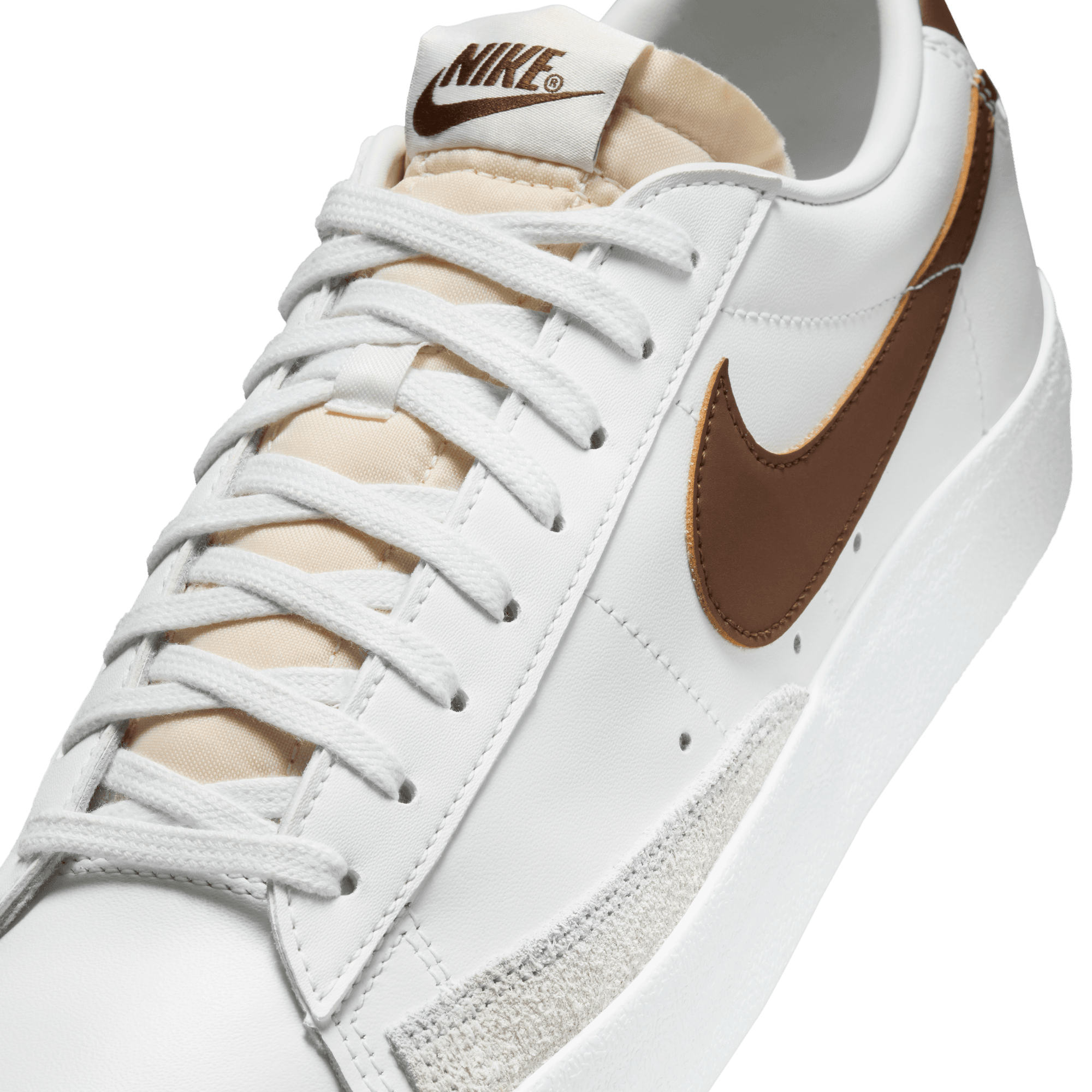 Nike Men's Blazer Low '77 Vintage Shoes