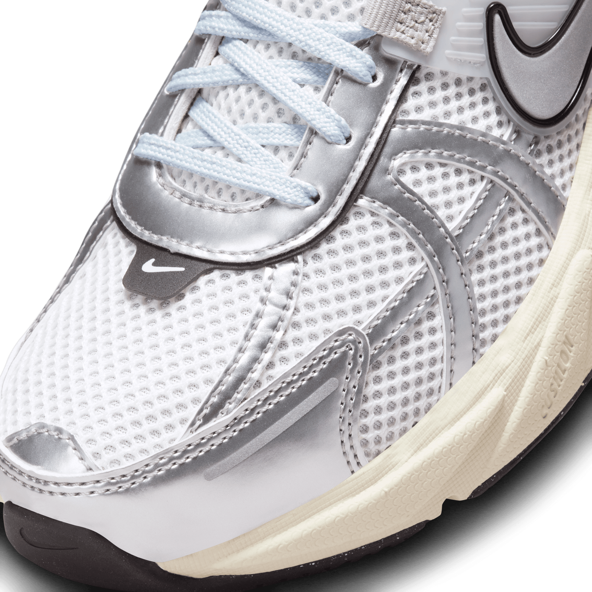 Nike Women's V2K Run Shoes