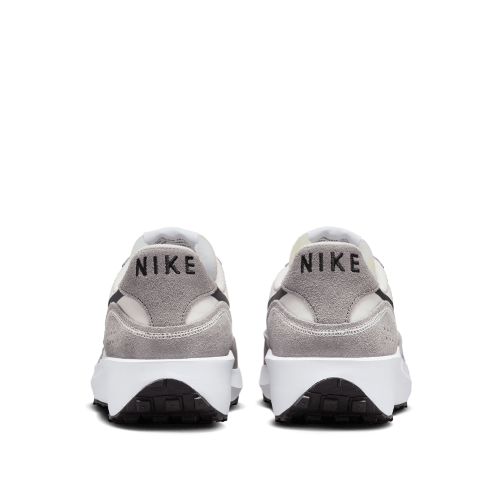 Nike Men's Waffle Nav Shoes