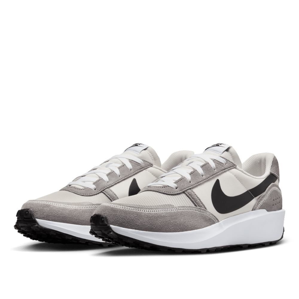 Nike Men's Waffle Nav Shoes