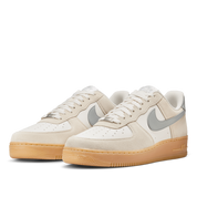 Nike Men's Air Force 1 '07 LV8 Shoes