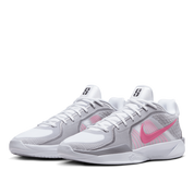 Nike Women's Sabrina 2 EP Basketball Shoes