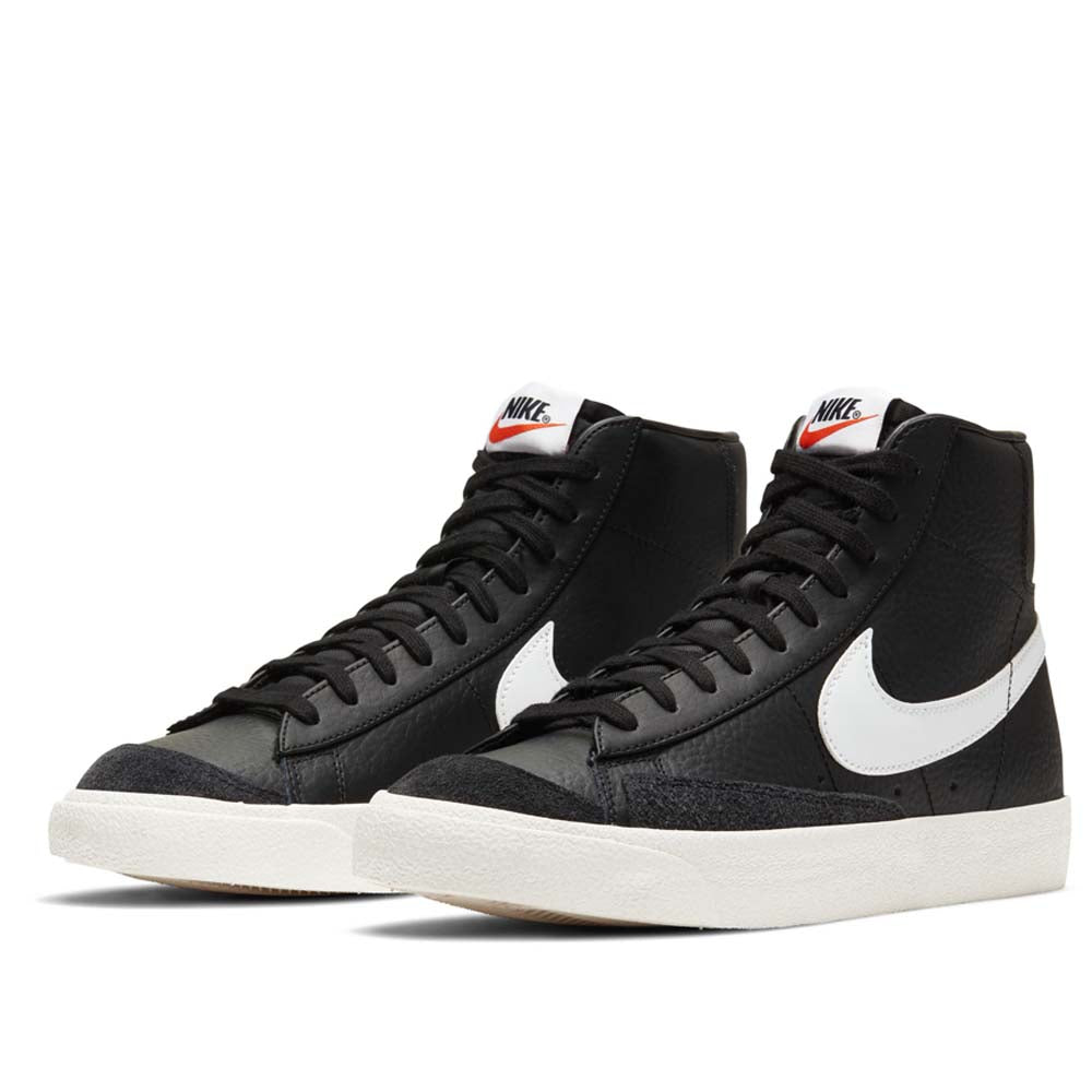 Nike blazer deals black and white