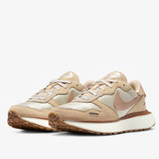 Nike Women's Phoenix Waffle Shoes