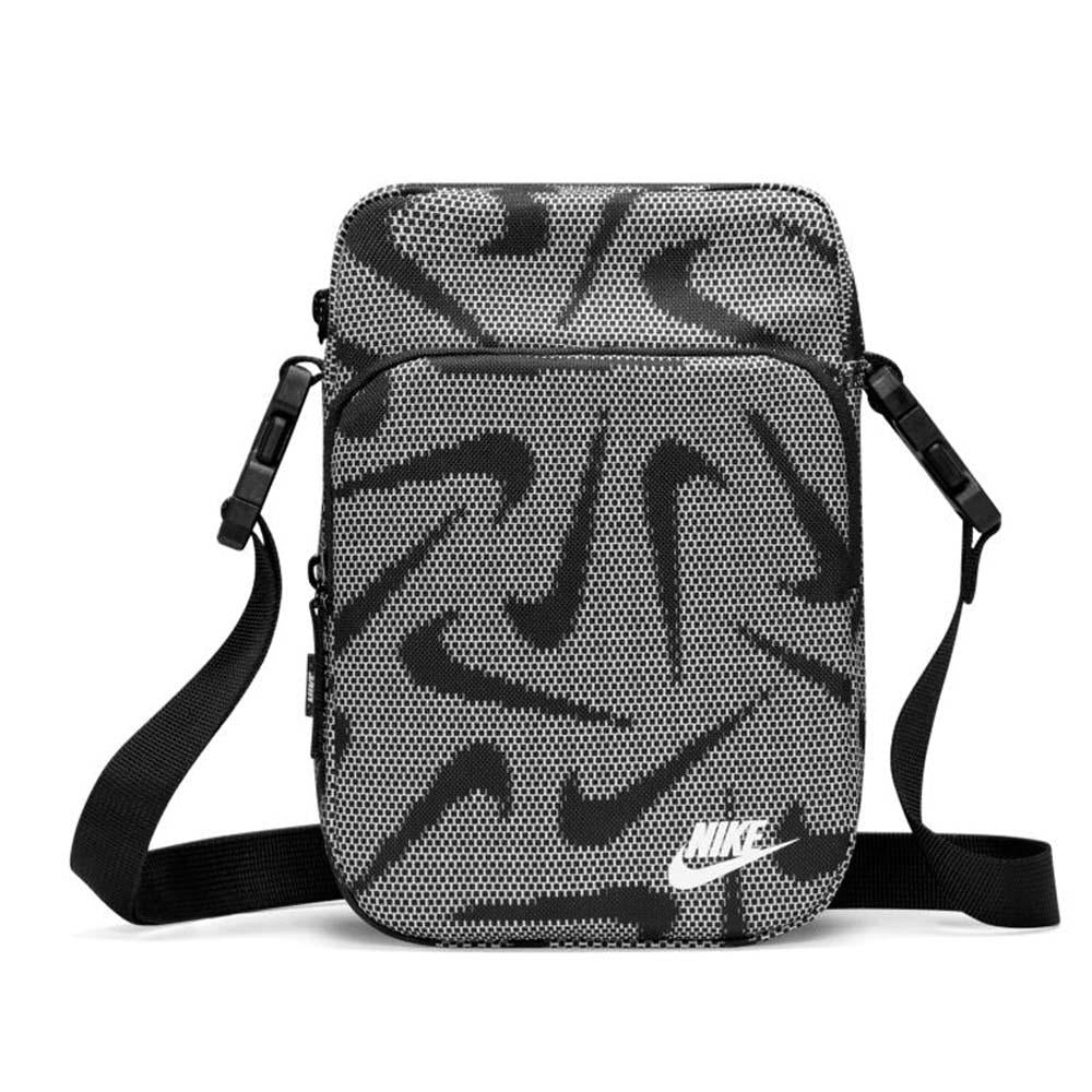 Nike | Sportswear Essentials Crossbody Bag | Flight Bags | Sports Direct MY